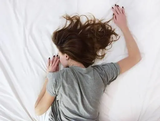 how-to-stay-productive-when-your-routine-changes-in-summer