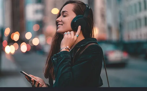 the-fascinating-psychology-behind-your-favorite-song-ever