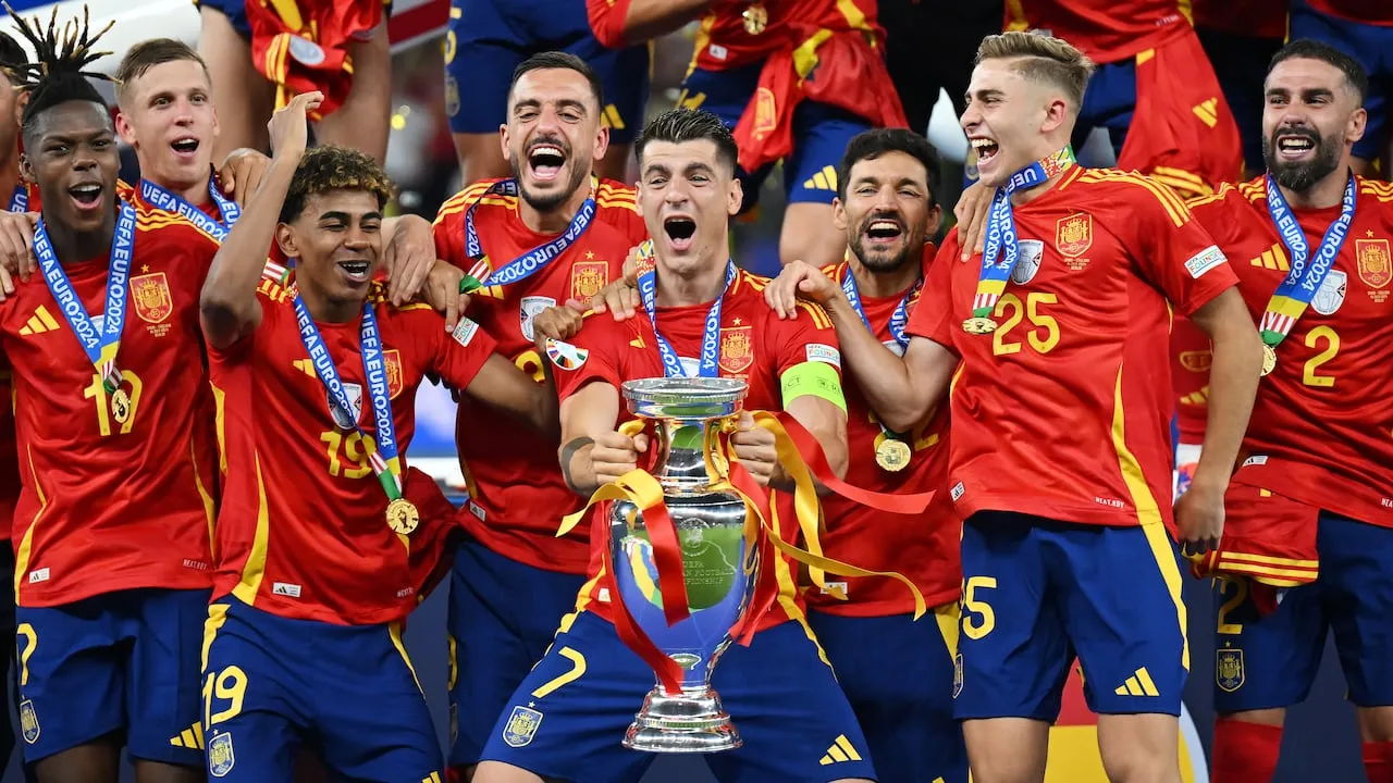 🏆 CHAMPIONS! Spain are on top of the world! 🇪🇸🔥

What a jo...