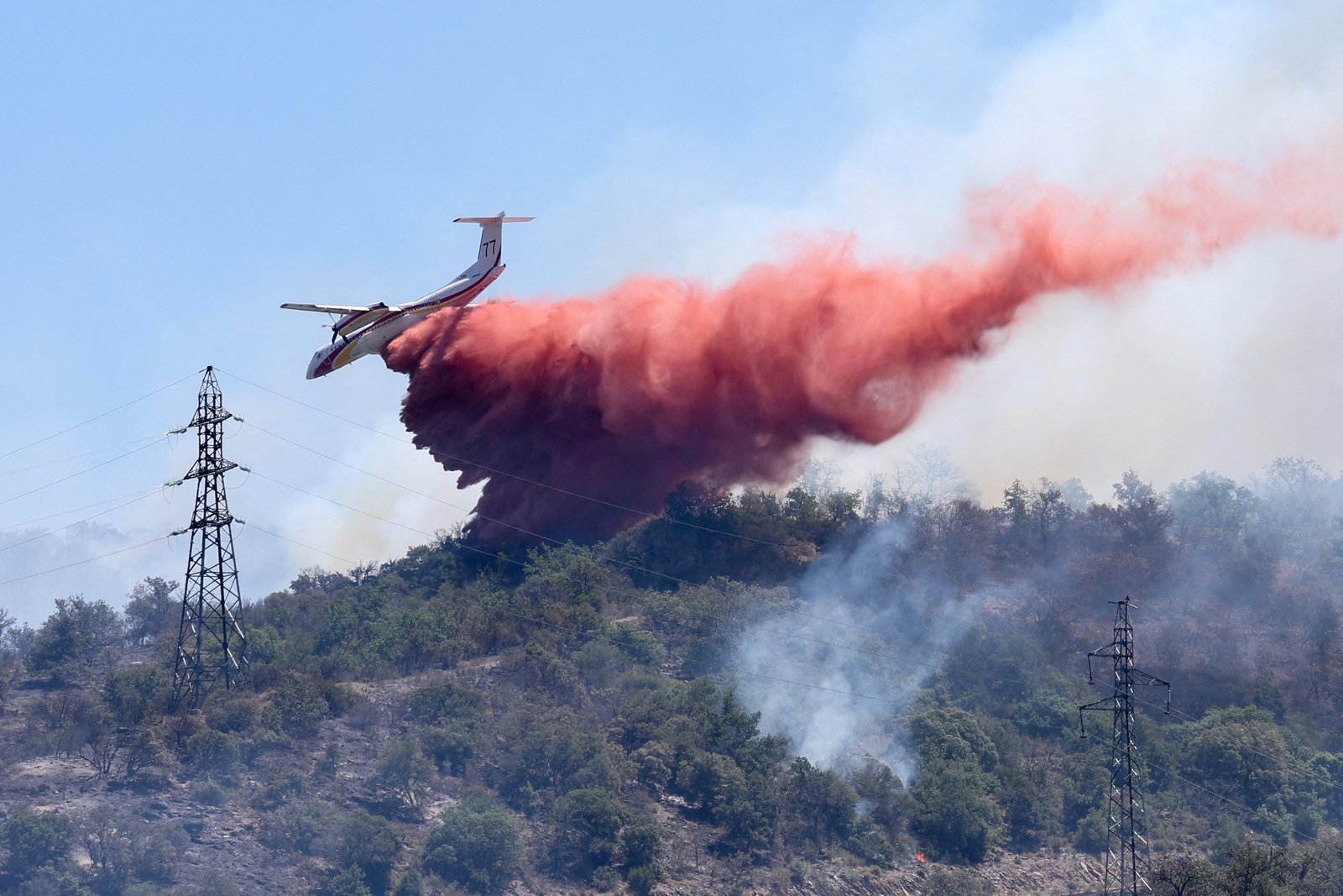 Thousands evacuated from homes in southwest France as wildfi...