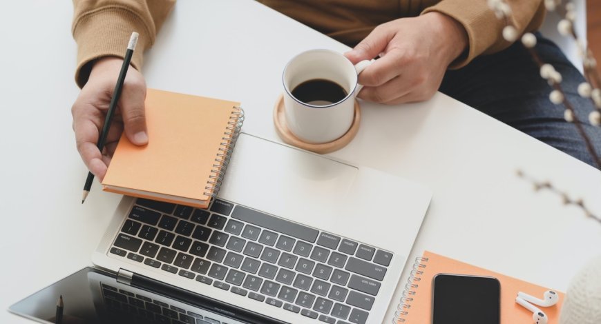 10 Paying Jobs That Require Strong Writing Skills