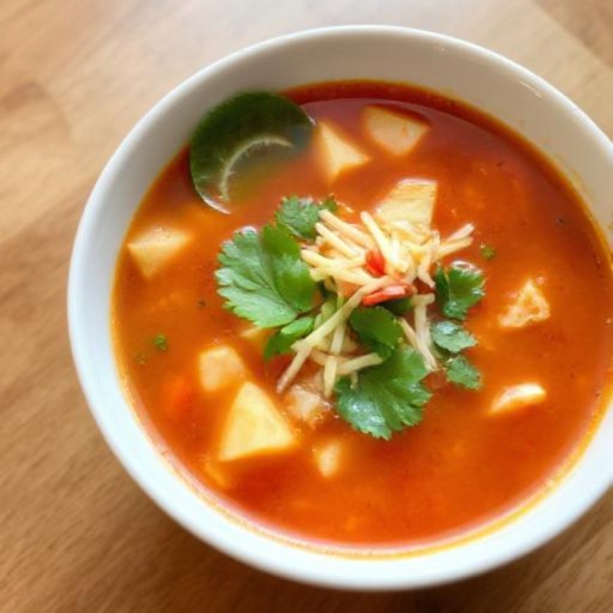 How to cook Thai Soup (Tom Yum Soup)