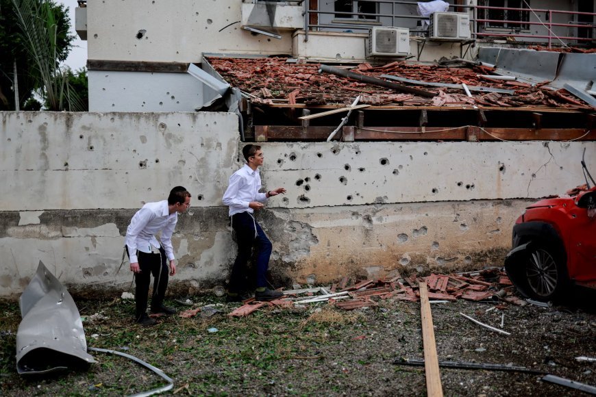 Hezbollah Fires 250 Rockets at Israel in Retaliation for Deadly Airstrikes on Beirut